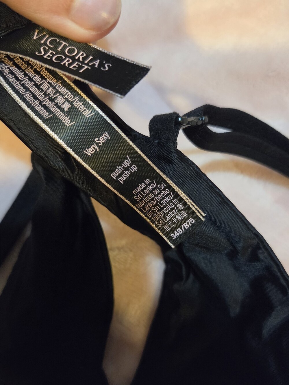 Victoria's Secret Very Sexy Push Up Bra Black With Bling | 34B - Picture 6 of 6